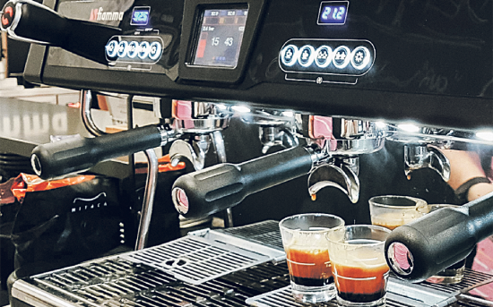 café