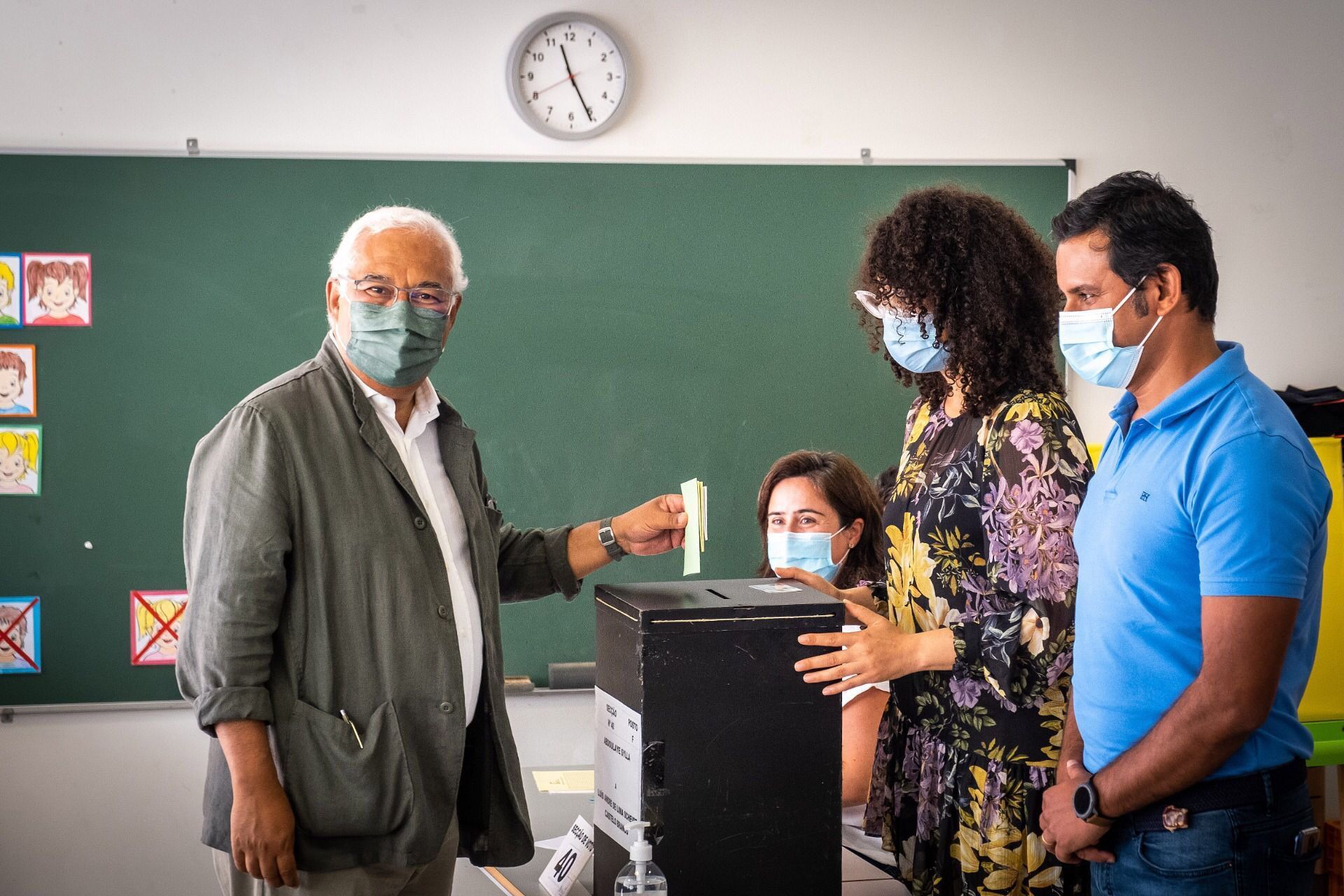 António Costa vota nas autárquicas