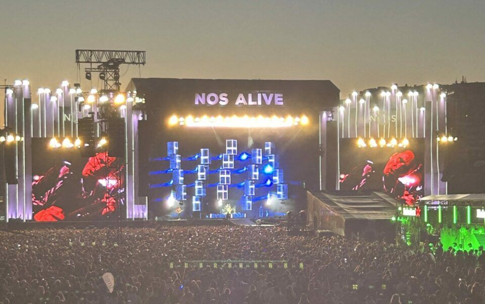 NOS Alives