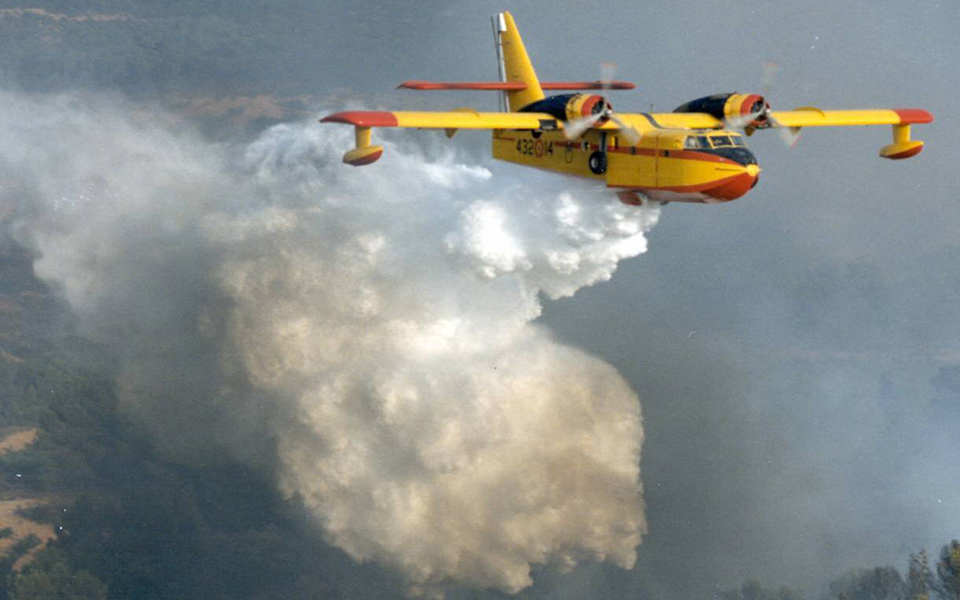 Incêndio: Aviões Canadair já chegaram à Madeira