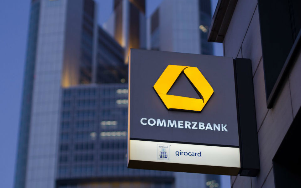 Commerzbank avisa que fusão com UniCredit pode ameaçar empresas alemãs