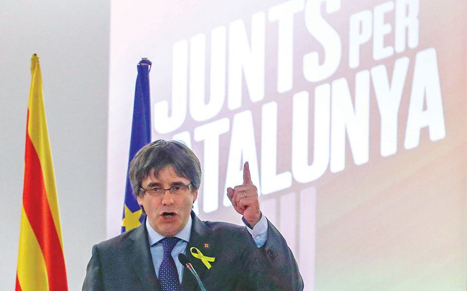 Puigdemont mantém compromisso de regressar à Catalunha para investidura