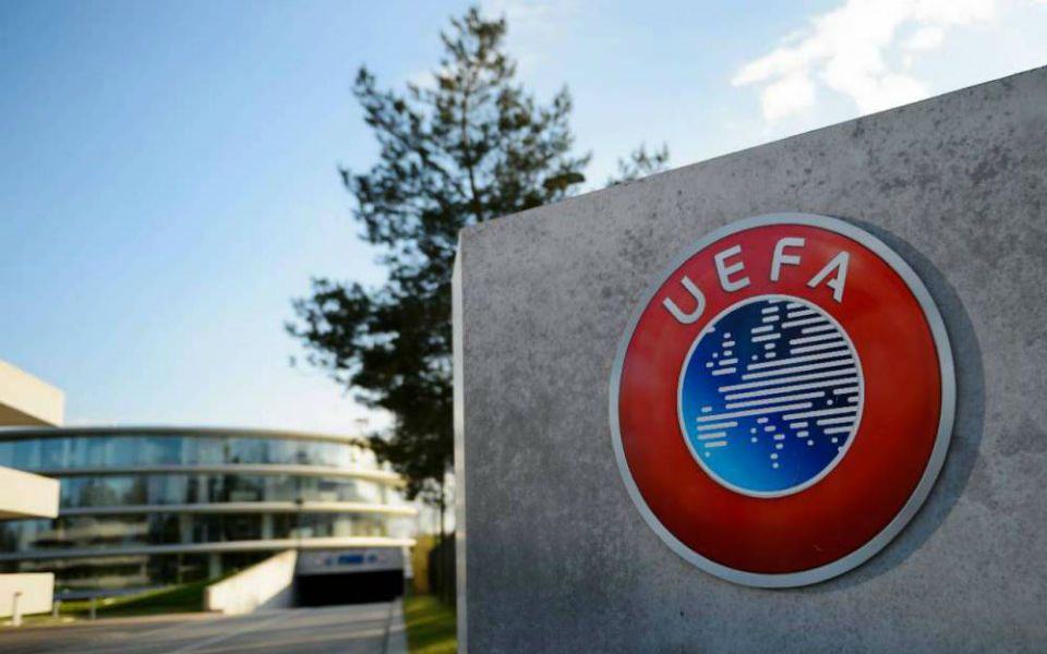 Der FC Porto bestätigt die Verhängung einer Geldstrafe in Höhe von 1,5 Millionen Euro gegen den Europäischen Fußballverband