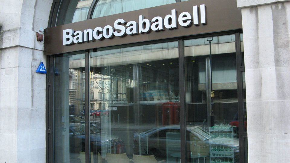 DBRS: Se oferta do BBVA for aceite é positivo para rating do Sabadell