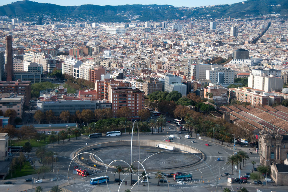 Eliminação de apartamentos turísticos pode custar 1,5 mil milhões à economia de Barcelona em 2029