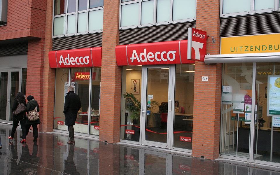 Adecco Recruitment lança guia salarial para o setor financeiro e banca para 2024