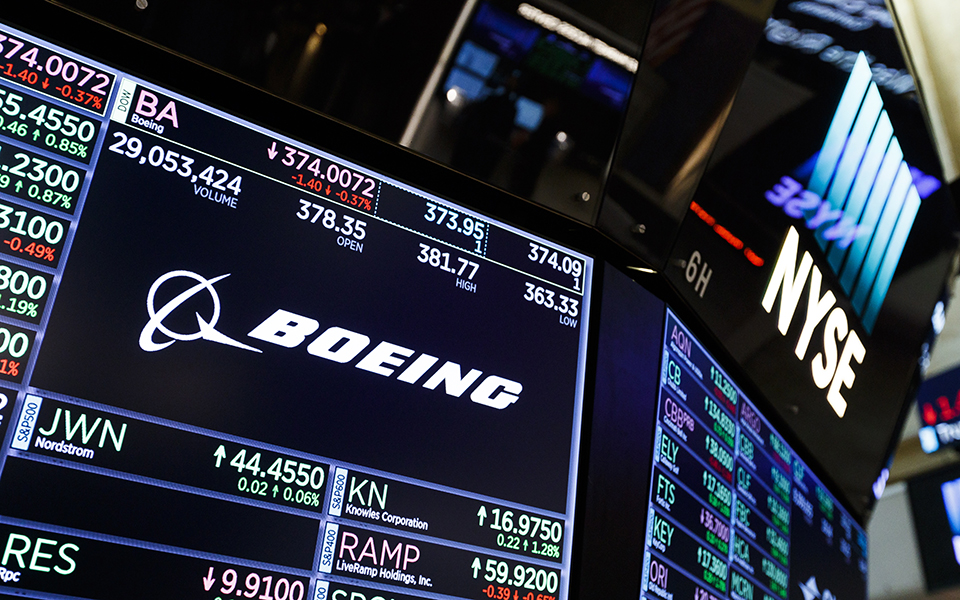 Boeing e sindicatos chegam a acordo. Greve chega ao fim