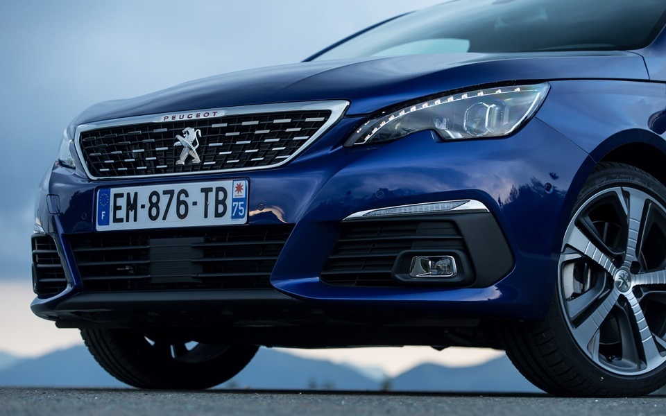 Peugeot lança nova empresa para renovação de peças e visa crescimento de 50% até 2030