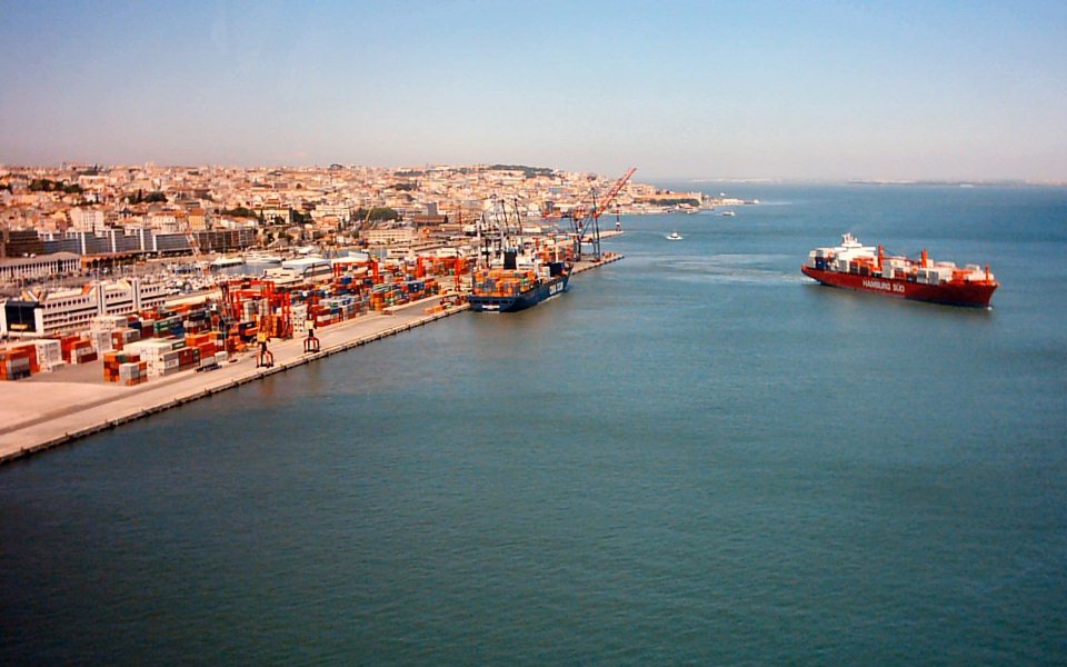 Estados Unidos opõem-se a tecnologia chinesa no Porto de Lisboa