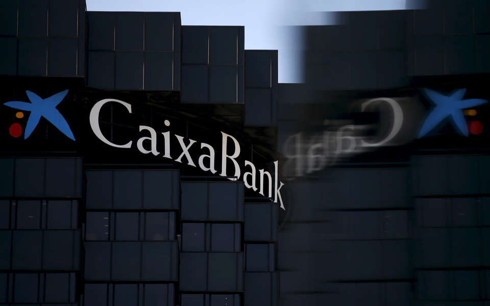 Lucros do CaixaBank cresceram 53,9% no ano passado e superaram os 4,8 mil milhões de euros