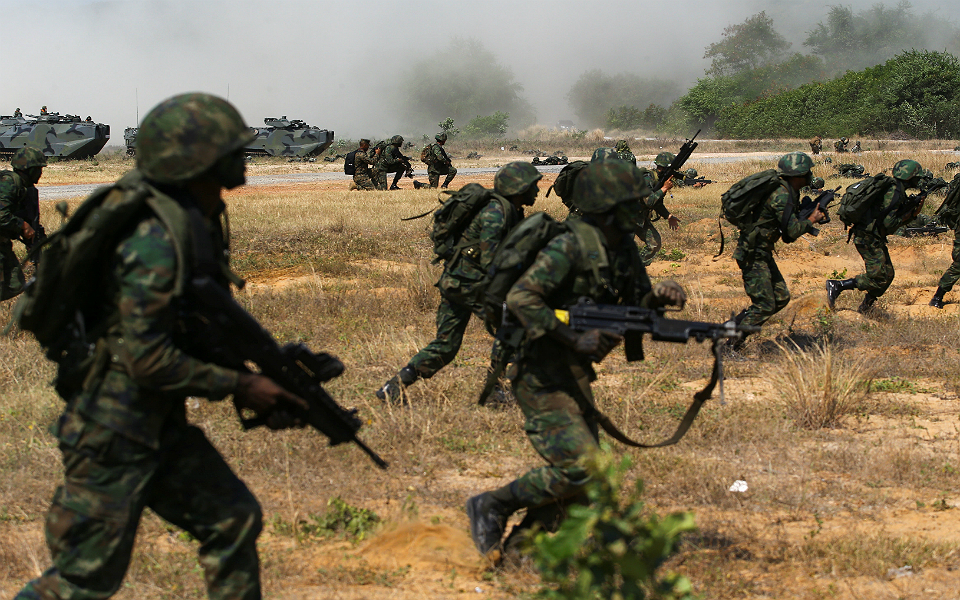 EUA reforçam base na Jordânia e prepararam ampla retaliação a ataque de militantes