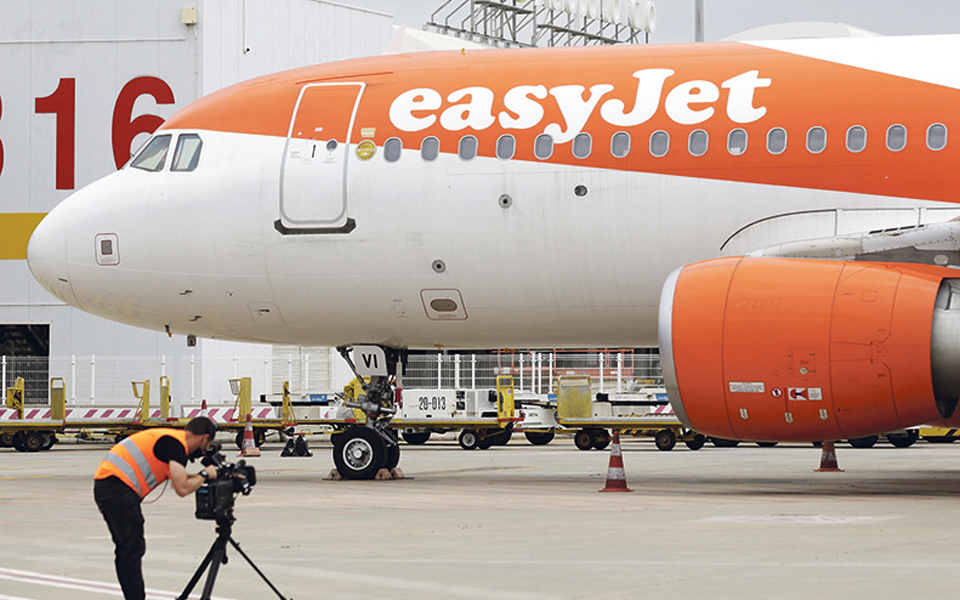 easyJet vai ter mais de 17 mil voos com partida ou destino em Portugal no verão de 2025