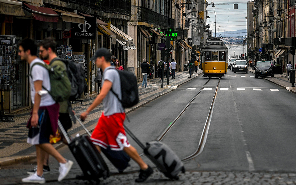 Receitas do turismo subiram 20,1% para seis mil milhões de euros em 2023