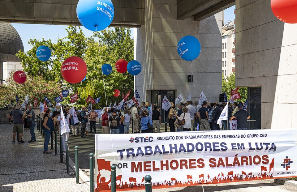 Sindicato dos trabalhadores intenta ação judicial contra a CGD