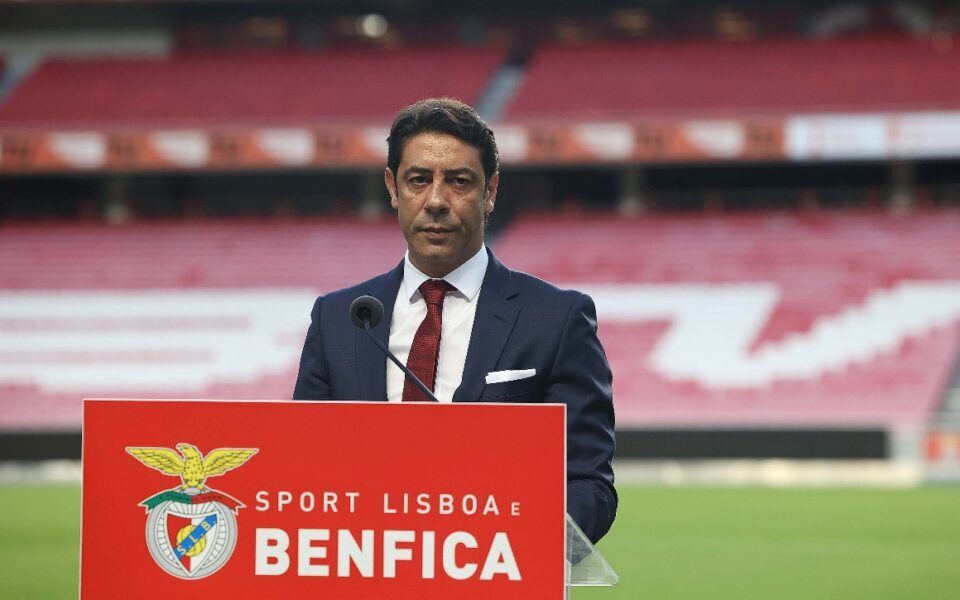 Benfica reafirma que acusações de corrupção e fraude fiscal são “infundadas”