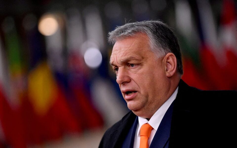 Ucrânia: Kiev critica visita de primeiro-ministro húngaro a Moscovo