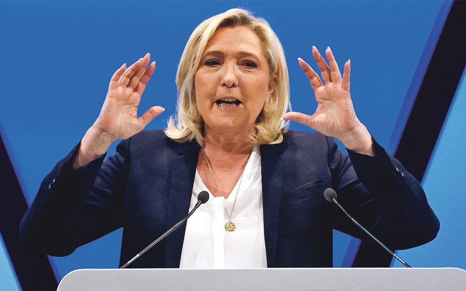 França: Extrema-direita na frente com mais de 34% dos votos