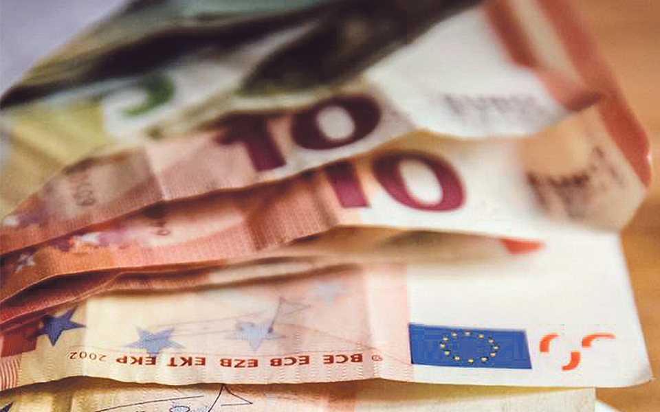 Dívida pública aumentou 2,4 mil milhões de euros em março