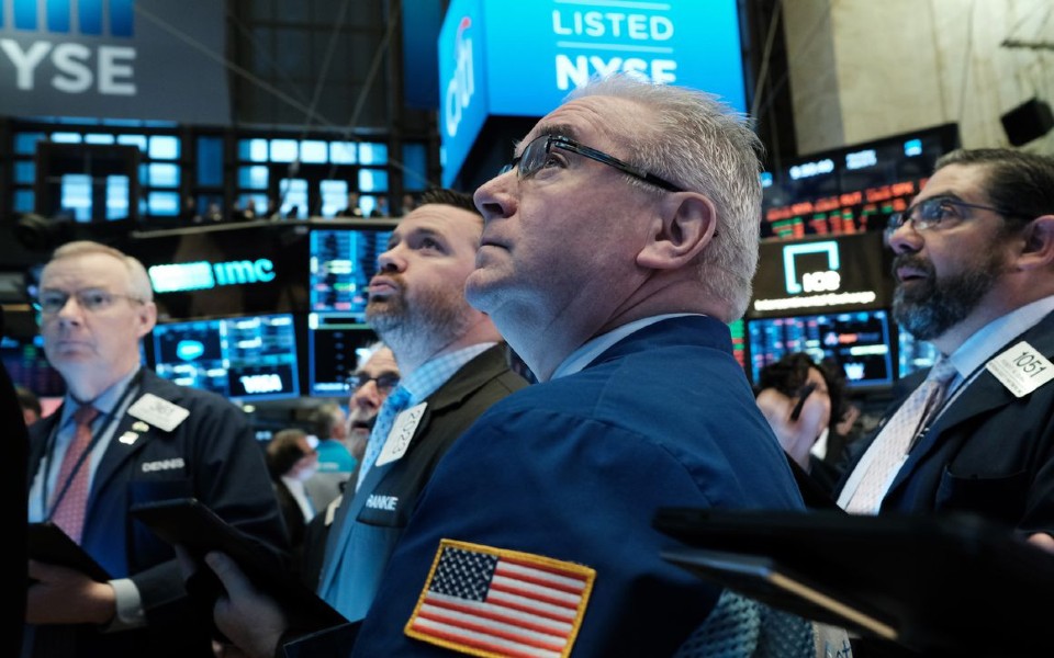 Wall Street arranca sessão apenas com Dow Jones em terreno negativo