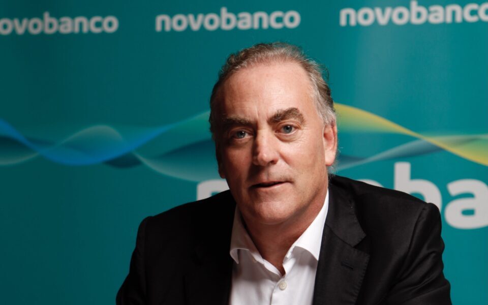 CEO do Novobanco quer acabar com proibição de dividendos antes do IPO