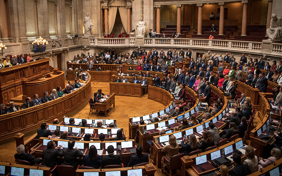 Israel: Parlamento português recomenda ao Governo que reconheça Estado da Palestina