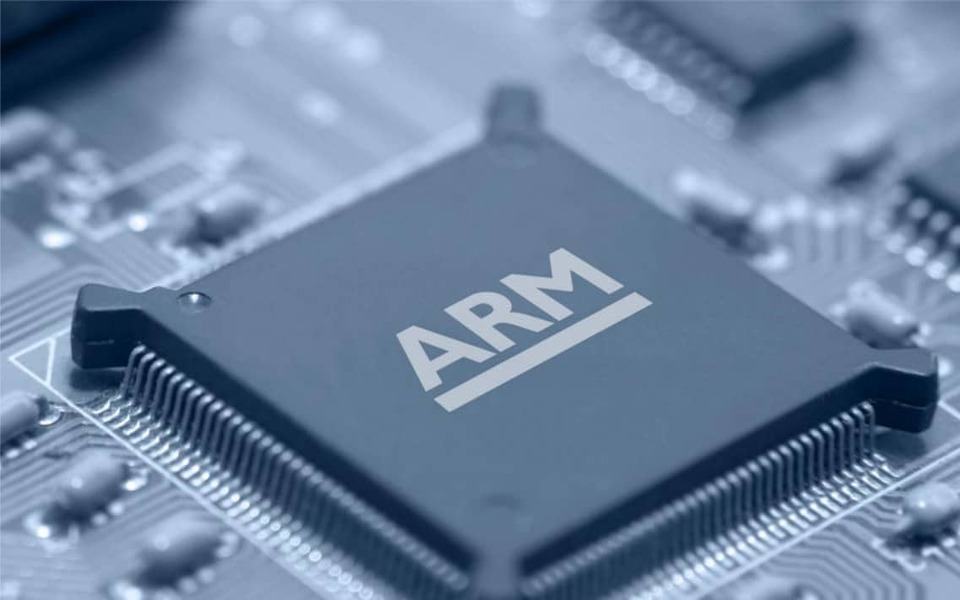 Arm Holdings planeia lançar ‘chips’ de IA no próximo ano