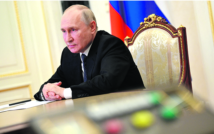 Rússia: Putin substitui ministro da Defesa