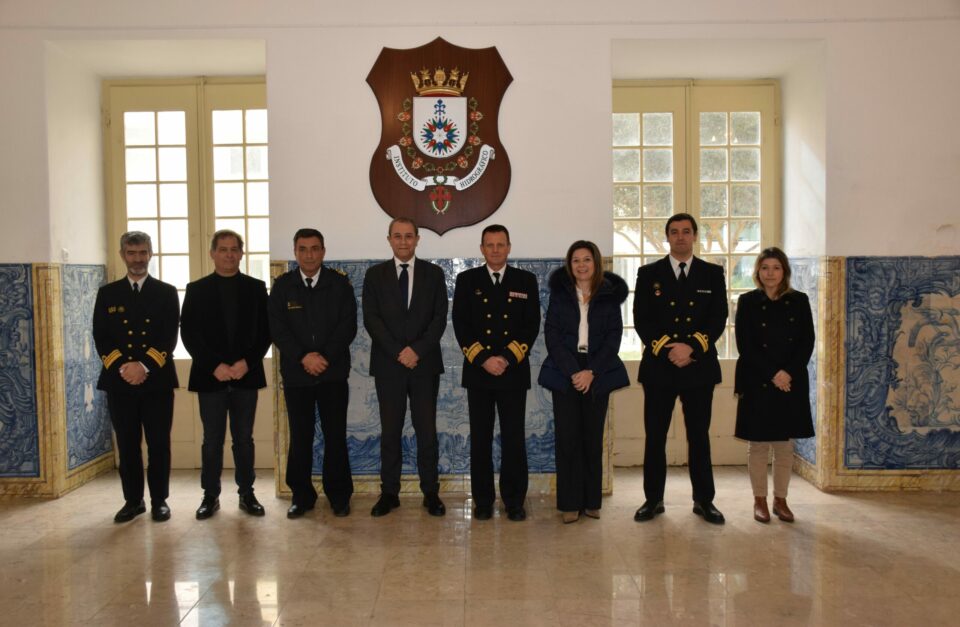 Administração do porto da Figueira da Foz assina acordo com Instituto Hidrográfico