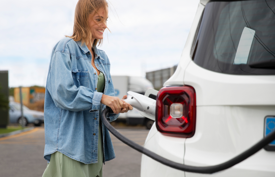 Portugal sobe à 13ª posição entre os países com maior peso dos elétricos no mercado automóvel