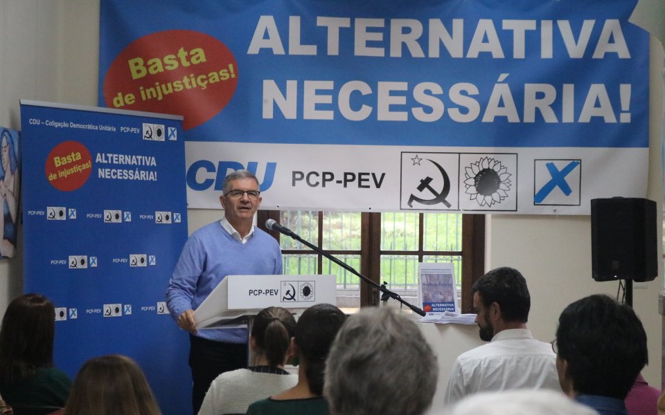 CDU propõe projeto alternativo e diz que falta cumprir Abril na Madeira