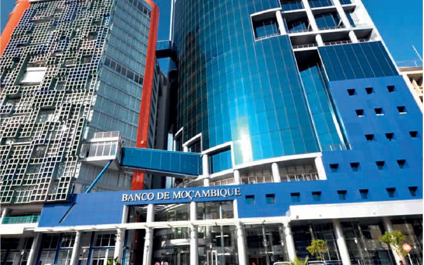 Banco de Moçambique anuncia “remoção de barreiras” no investimento estrangeiro