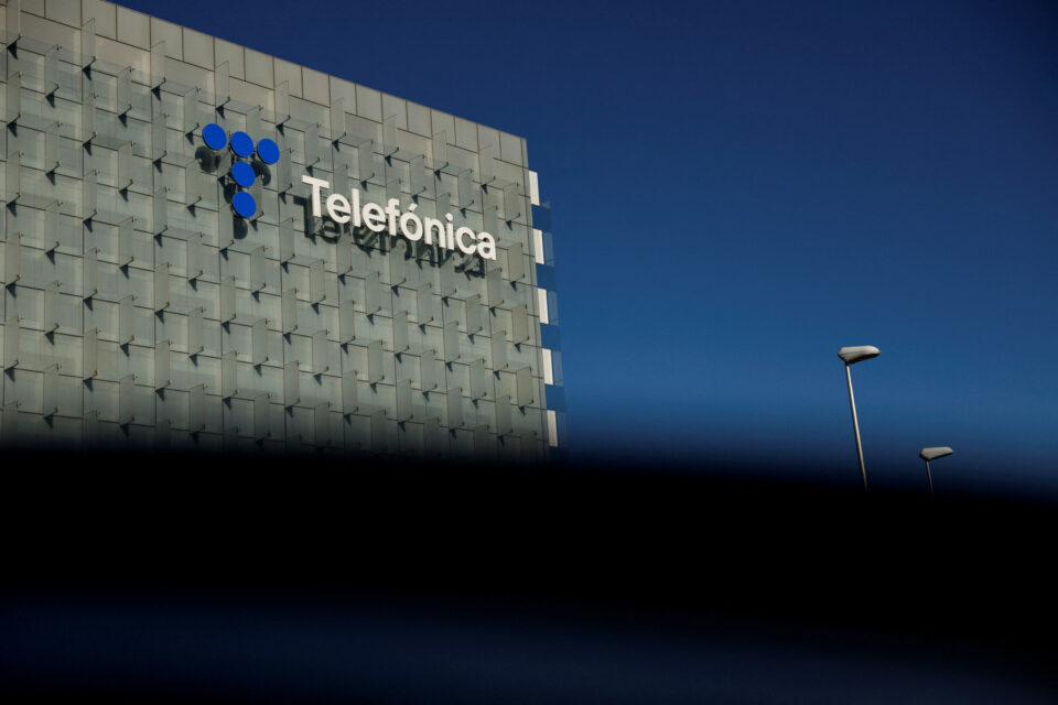 Lucros da Telefónica sobem 29% no primeiro semestre