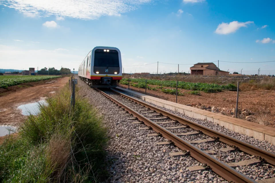 Linha da Beira Alta: IP vai reabrir troço ferroviário entre Gouveia e Guarda